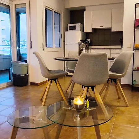 Apartment Spacieux Rose Front Et Piscine